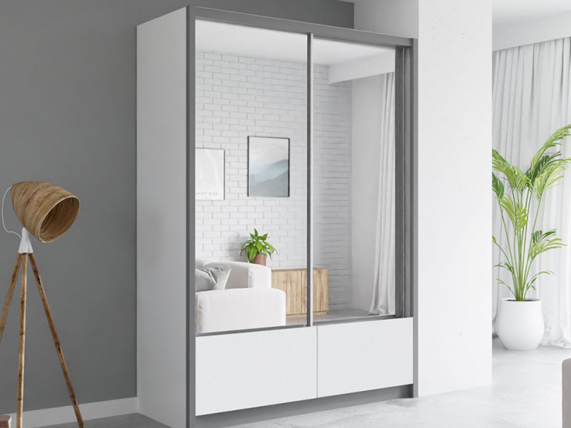 Armoire moderne à deux portes coulissantes avec miroir et penderie pour la maison